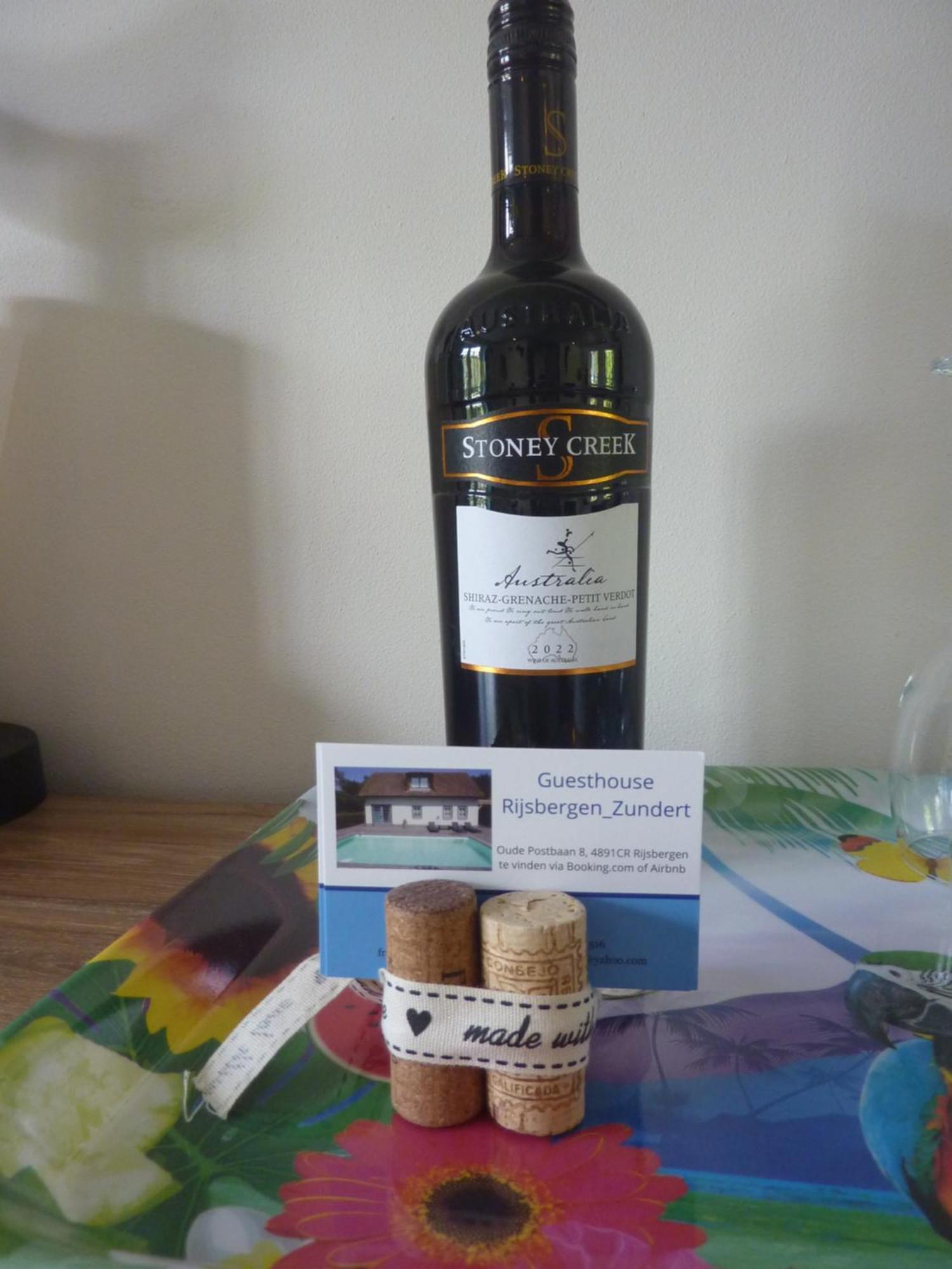 Guesthouse Rijsbergen_Zundert Luaran gambar